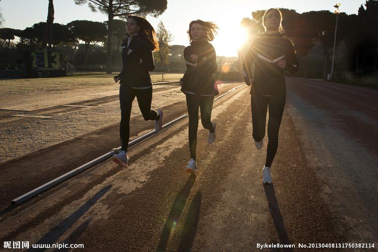 微弱的差距 微弱的差距